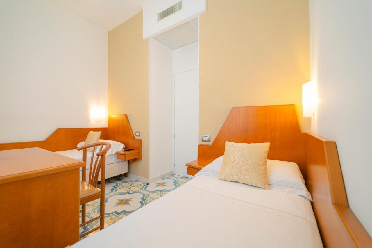 Hotel San Pietro Maiori Kültér fotó